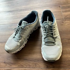 On Cloud 5 womens sneakers